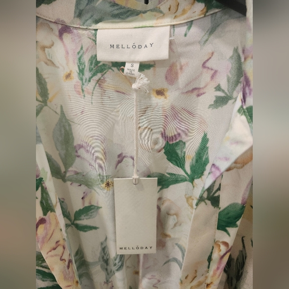 MELLODAY Pocked Puff Sleeved Midi Dress - Picture 3 of 9